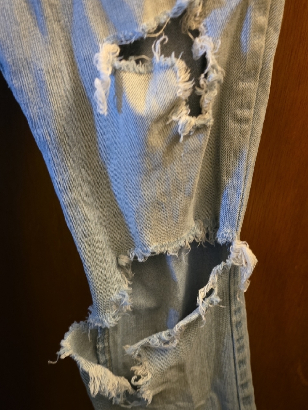 Vintage Y2K Bullhead Light Blue Ripped Flare Jeans - Picture 4 of 15